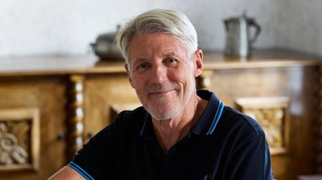 Lars Petasilla ja hänen naisystävällään on omat kodit. ”Viime talven olimme enimmäkseen hänen luonaan, mutta aion uusia taloni lämmitystä. Ehkä viihdymme sen jälkeen enemmän täällä.”