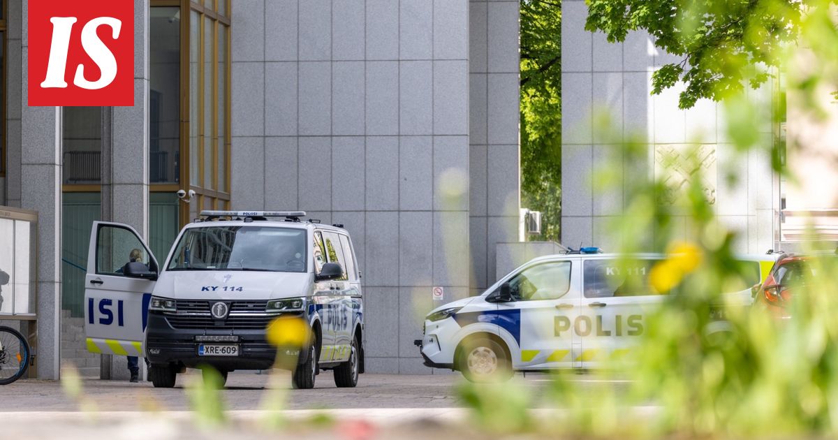 Raivostunut henkilö pelästytti Kouvolan kaupungin­talolla – poliisit paikalle