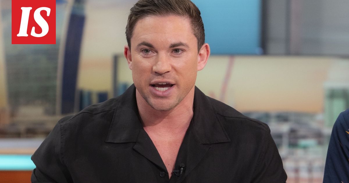 Maailmankuulu strippari häkellytti suomalaisen radiojuontajan suorassa lähetyksessä – some ei usko näkemäänsä: ”Apua”