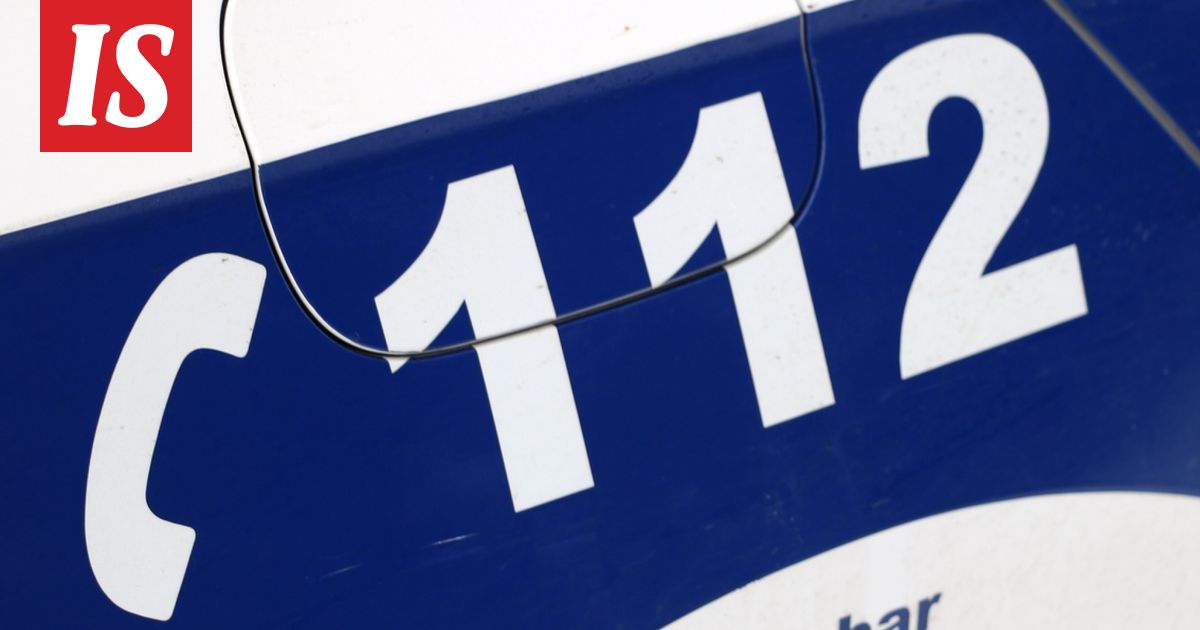 Mies löi kahta sivullista vasaralla päähän Kemissä