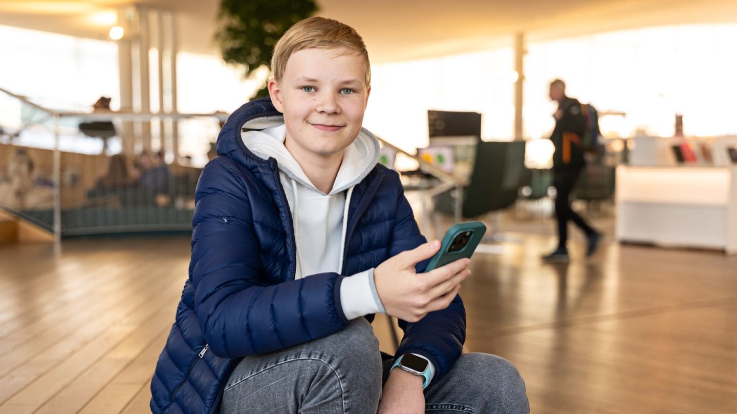 Tekoäly | Käsillä on suurin ja syvällisin muutos vuosi­kymmeniin, toteaa lapsiin keskittynyt tutkimus