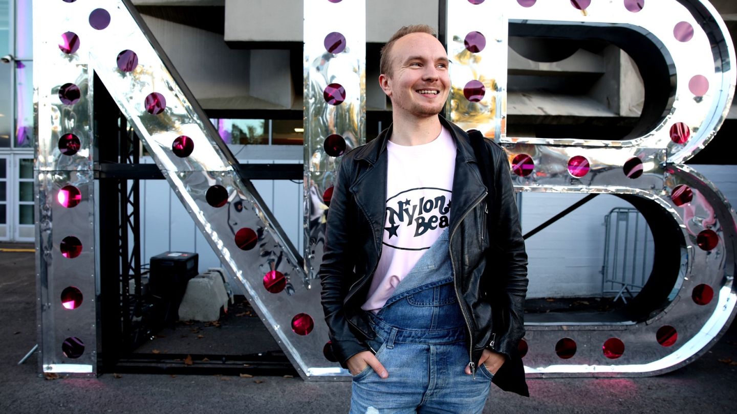 Musiikki | Jere Kososella on lippu kaikille neljälle Nylon Beatin keikalle, vaikka hän syntyi vuosi yhtyeen perustamisen jälkeen