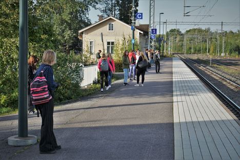 Euroopan komissio myönsi liikennehankkeille rahoitusta. Suomeen rahaa myönnettiin yhteensä 39,11 miljoonaa euroa 11 hankkeeseen. Kuvituskuva on Nokian asemalta viime kesältä.