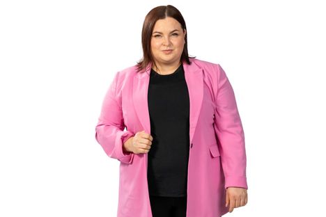 Kolhut rakkauselämässä ovat tehneet Katrista varovaisen, ja aiemmat suhteet ovat ajautuneet helposti kaveriasteelle.