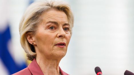 Euroopan komission puheenjohtaja Ursula von der Leyen esitteli Ukrainan rahoittamisen vaihtoehdot EU-jäsenmaille lähettämässään dokumentissa.