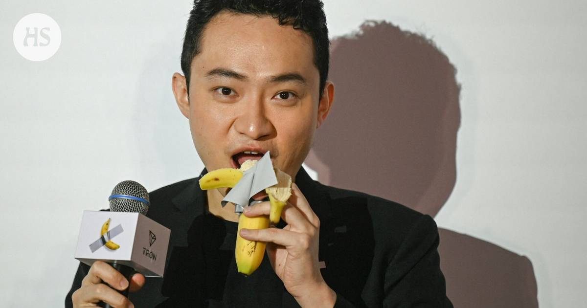 A crypto millionaire ate an art banana worth millions