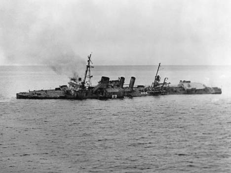 DD-224 was sunk during practice firing off the coast of California in 1946.