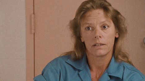 Aileen Wuornos puolustautuu Netflixin Sarjamurhaajien kuningatar