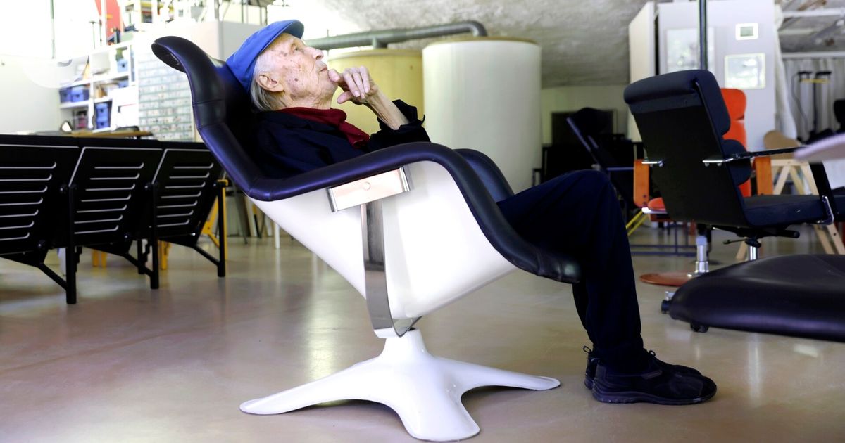 Yrjö Kukkapuro, one of Finland’s most famous designers, designed the chair of the world’s most famous and comfortable chair