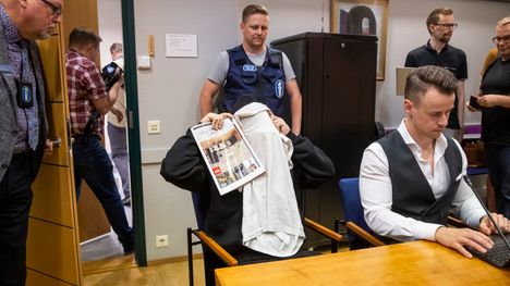 Korkein oikeus ei myöntänyt valituslupaa Valkeakosken murhaajalle. Arkistokuva vangitsemisoikeudenkäynnistä.
