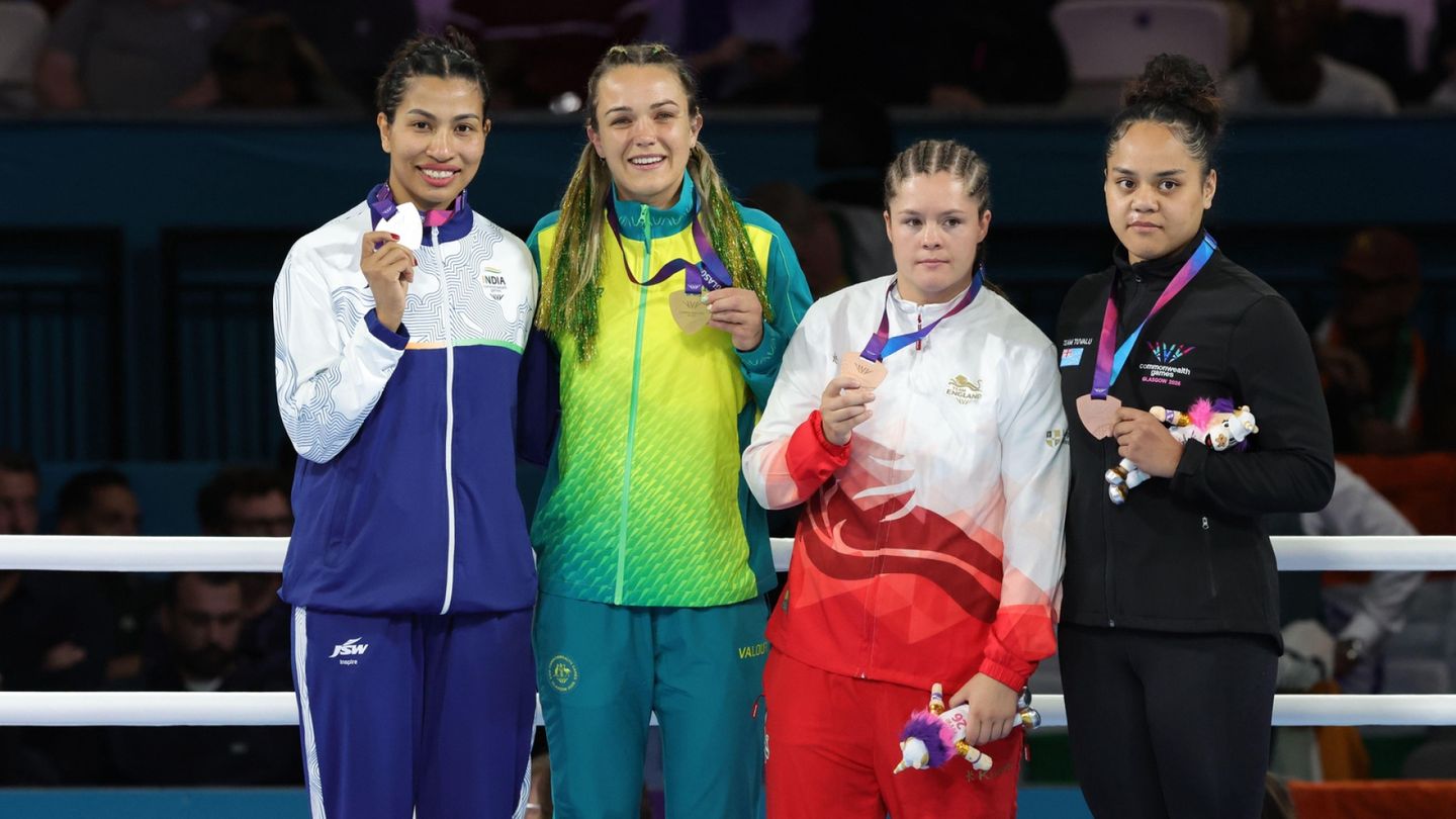 Tuvalu Boxer Wins Historic Commonwealth Medal Without a Win
