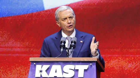Jose Antonio Kast puhui sunnuntaina voittonsa jälkeen. Hänen on määrä astua presidentiksi maaliskuussa.
