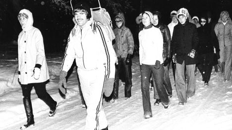 Jouluaamun paastomarssi Ylivieskasta Nivalan kirkkoon sujui paastokurssilaisilta yll&auml;tt&auml;v&auml;n helposti. Ei ollut kylm&auml; eik&auml; n&auml;lk&auml;. Veli-Pekka Kiviharju reppuineen veti joukkoa. Repussa ei ollut ev&auml;it&auml;.