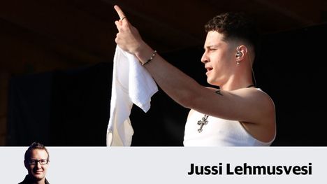 Ares on noussut nopeasti suomalaisr&auml;pp&auml;rien eturiviin. Spotifyn kymmenen kuunnelluimman kappaleen listalla oli h&auml;nen kappaleitaan kolme.