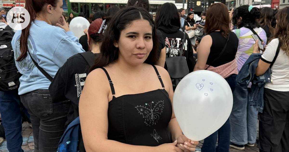 Fans mourned the death of singer Liam Payne in Buenos Aires