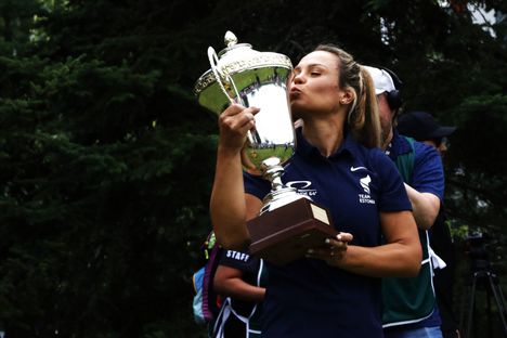 Virolaistähti Kristin Tattar sai juhlia European Openin voittoa toista kertaa peräkkäin.