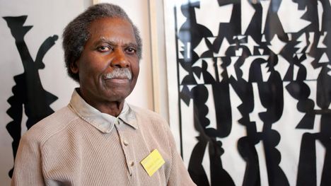 HS: Kuvataiteilija ja muotoilija Howard Smith on kuollut - Ilta-Sanomat